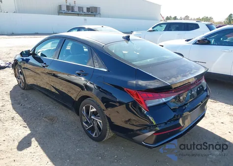 2024 Hyundai Elantra Limited z USA, uszkodzony, nr VIN KMHLP4DG5RU769117